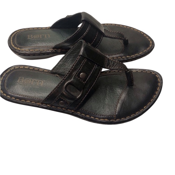 Born Womens 6M Dark Black Leather Thong Sandals - Picture 1 of 6
